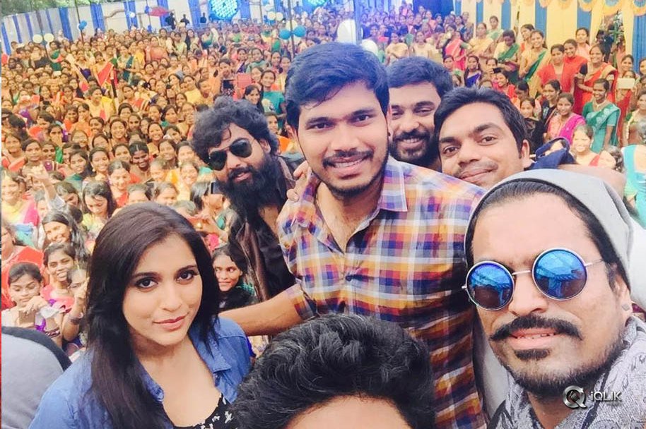 Tanu-Vachenanta-Movie-promotions-At-Vizag